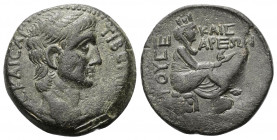 Kilikien. Ungesicherte Münzstätte (Kaisareia?). Claudius (41 - 54 n. Chr.).

 Bronze. 45 / 46 n. Chr. (Jahr 5).
Vs: Kopf rechts.
Rs: Tyche mit Mau...