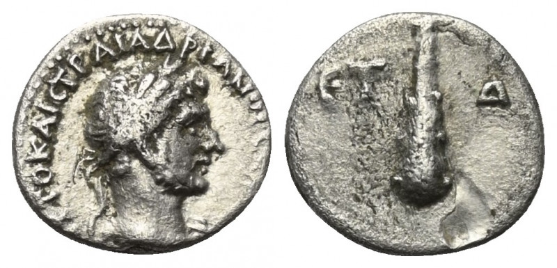 Kappadokien. Kaisareia (Caesarea). Hadrianus (117 - 138 n. Chr.).

 Hemidrachm...