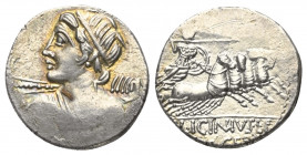 C. Licinius Macer.

 Denar (Silber). 84 v. Chr. Rom.
Vs: Büste des Apollo mit Blitzbündel in Rückenansicht nach links.
Rs: C LICINIVS L F / MACER....