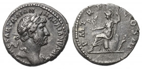 Hadrianus (117 - 138 n. Chr.).

 Denar (Silber). 123 n. Chr. Rom.
Vs: IMP CAESAR TRAIAN HADRIANVS AVG. Büste mit Lorbeerkranz und Drapierung rechts...