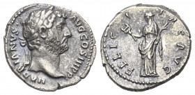 Hadrianus (117 - 138 n. Chr.).

 Denar (Silber). 132 n. Chr. Rom.
Vs: HADRIANVS AVG COS III P P. Kopf rechts.
Rs: FELICITAS AVG. Felicitas mit Cad...