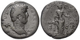 L. Aelius (Caesar 136 - 138 n. Chr.).

 Sesterz. 137 n. Chr. Rom.
Vs: [L AELI]VS CAESAR. Kopf rechts.
Rs: [TR POT] COS [II]. Pannonia steht mit Ve...