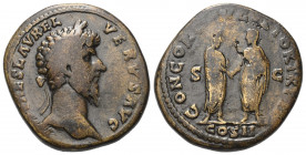 Lucius Verus (161 - 169 n. Chr.).

 Sesterz. 161 n. Chr. Rom.
Vs: IMP CAES L AVREL VERVS AVG. Kopf mit Lorbeerkranz rechts.
Rs: CONCORD AVGVSTOR T...