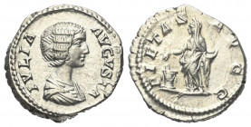 Iulia Domna (gest. 217 n. Chr.).

 Denar (Silber). 196 - 211 n. Chr. Rom.
Vs: IVLIA AVGVSTA. Drapierte Büste rechts.
Rs: PIETAS AVGG. Pietas nach ...