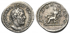 Macrinus (217 - 218 n. Chr.).

 Denar (Silber). 217 - 218 n. Chr. Rom.
Vs: IMP C M OPEL SEV MACRINVS AVG. Drapierte Büste mit Lorbeerkranz rechts....