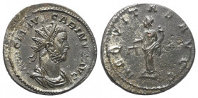 Carinus (283 - 285 n. Chr.).

 Antoninian. 283 n. Chr. Lugdunum.
Vs: IMP C M AVR CARINVS AVG. Büste mit Strahlenkrone, Paludament und Panzer rechts...