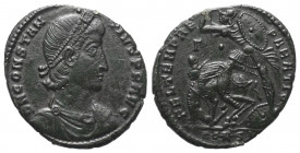 Constantius II. (337 - 361 n. Chr.).

 Follis. 351 - 355 n. Chr. Constantinopolis.
Vs: D N CONSTAN - TIVS P F AVG. Büste mit Perldiadem, Paludament...
