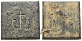 Marktgewichte. Byzantinische Marktgewichte.

 Bronze. 5. - 7. Jhdt. n. Chr.
Quadratisches Marktgewicht zu 2 Unzen.

Vs: Wertangabe Gamma und Beta...