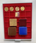 * 4 Goldmedaillen Schweiz und 1 x 10 Gramm Barren Gold. Zusammen 107,4 g.f.