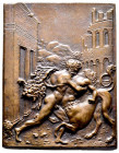 Italie, Galeazzo Mondella, Plaque en Bronze, Hercule et le centaure, 16ème siècle, AE 67,67 g., 54x68 mm TTB