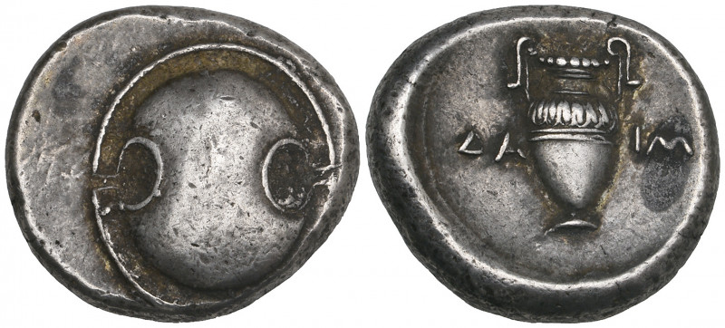 Boeotia, Thebes, stater, c. 379-368 BC, Boeotian shield, rev., ΔΑ-ΙΜ, amphora, 1...