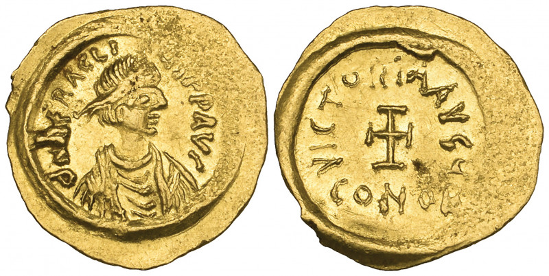 Heraclius (610-641), tremissis, Constantinople, diademed bust right, rev., cross...