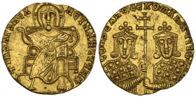 Constantine VII, Porphyrogenitus (913-359), solidus, Constantinople, Christ enthroned facing, rev., facing busts of Constantine VII and Romanus I, hol...