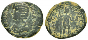 PISIDIA. Parlais. Julia Domna.(193-217). Ae.

Obv : IVLIA DOMNA AVG.
Draped bust left.

Rev : IVL AVG COL PARLAIS.
Mên standing right, with foot on bu...