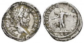 SEPTIMIUS SEVERUS.(193-211).Rome.Denarius.

Obv : SEVERVS AVG PART MAX.
Laureate head right.

Rev : RESTITVTOR VRBIS.
Septimius Severus standing left,...
