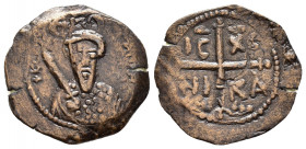 CRUSADERS.Antioch.Tancred.(1101-1112).Follis.

Obv : KE BOIΘH TANKRI.
Bust of Tancred facing, wearing turban and chain mail, holding sword over his sh...
