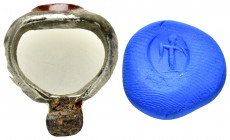 ANCIENT SILVER RING with INTAGLIO.(3rd–4th centuries).Ar.

Condition : Good very fine.

Weight : 8.6 gr
Diameter : 21 mm