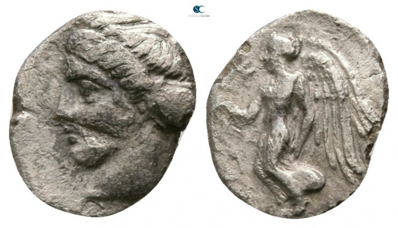 Bruttium. Terina circa 420-400 BC. 
Diobol AR

8mm., 0,48g.

Female head le...