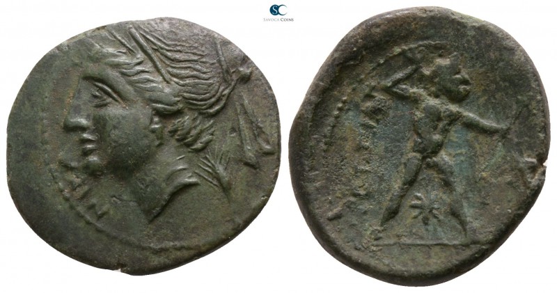 Bruttium. The Brettii circa 214-211 BC. 
Bronze Æ

17mm., 3,04g.

NIKA, dia...