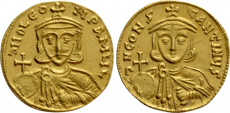 LEO III THE "ISAURIAN" with CONSTANTINE V (717-741). GOLD Solidus. Constantinopl...