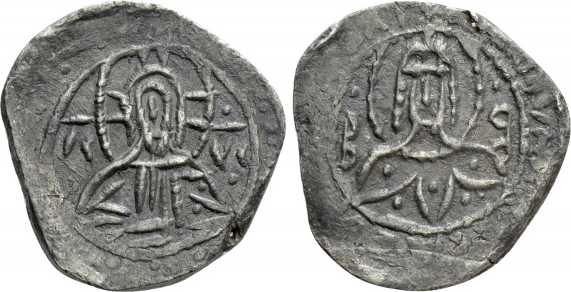 MANUEL II PALAEOLOGUS (1391-1423). 1/2 Stavraton. Constantinople. 

Obv: IC - ...