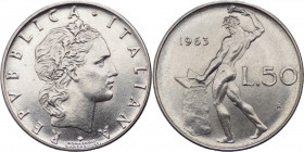 Repubblica Italiana (dal 1946) - Monetazione in lire (1946-2001) - 50 lire "Vulcano" 1963 - Gig.229 - Ac
FDC



SPEDIZIONE IN TUTTO IL MONDO - WO...