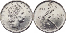 Repubblica Italiana (dal 1946) - Monetazione in lire (1946-2001) - 50 lire "Vulcano" 1966 - Gig.155 - Ac
FDC



SPEDIZIONE IN TUTTO IL MONDO - WO...
