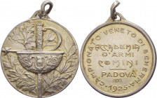 Italia - Periodo del Ventennio - Padova - Medaglia portativa del Campionato veneto di scherma 1925 - 7,39 gr; 26,34 mm; Ag 800
SPL



SPEDIZIONE ...