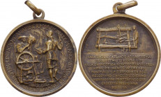 Italia - Periodo del Ventennio - Medaglia portativa 50° anniversario del Lanificio e Cotonificio Nazionale Milano - 1925 - 12,19 gr; 32,59 mm - Ae
qS...