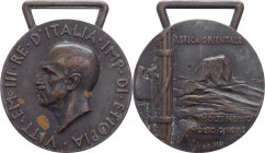 Italia - Periodo del Ventennio - Vittorio Emanuele III (1900-1943) - Medaglia Africa Orientale - Ae - con appiccagnolo - gr.23 gr - Ø mm33
BB



...