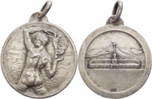 Italia - Periodo del Ventennio - Medaglia premio portativa raffigurante lo Stadio Dall'Ara - 6,97 gr; 25,6 mm - Ag 800
BB



SPEDIZIONE SOLO IN I...