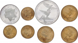 Italia - Astuccio con Medaglia per la Festa dell'Unità di Ferrara 1985 - Ag - 34 mm ; 18 gr - in lotto con tre medagliette della Festa dell'Unità in C...