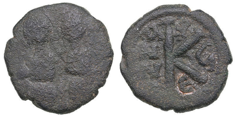 Byzantine AE Half Follis - Justin II and Sophia (565-578 AD)
6.65g. 24mm. VG/F