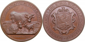 Sweden medal for developmet of lifestock breeding
37.03g. 43mm. AU/UNC SÖDERMANLANDS LÄNS KONGL. HUSHALLNINGSSÄLLSAP/ FÖR BOSKAPSAFVELNS BEFRÄMJANDE. ...