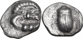 Greek Italy. Coastal Etruria, Vulci. AR Diobol, 5th-4th century BC. Obv. Head of Metus facing, open mouth with fangs. Rev. Scarab. Vecchi EC 7 (01/-);...