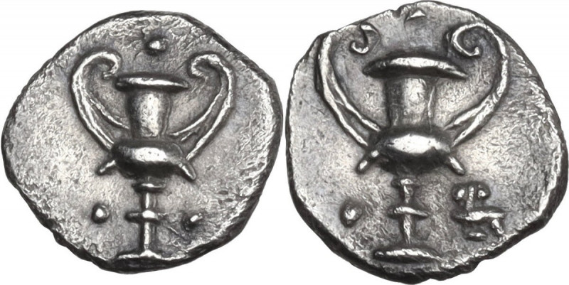 Greek Italy. Southern Apulia, Tarentum. AR Obol, c. 280-228 BC. Obv. Kantharos; ...