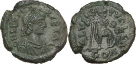 Leo I (457-474). AE 20.5 mm. Constantinople mint. Obv. DN LEO PERPET AG. Pearl-diademed, draped, and cuirassed bust right. Rev. SALVS PVRLCA. Leo stan...
