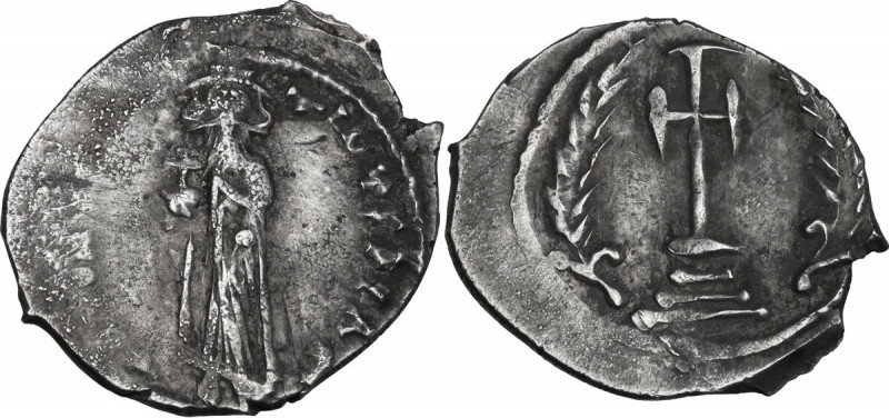 Constans II (641-668). 'Ceremonial' Silver Coinage. AR Half Miliaresion or Siliq...