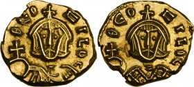 Theophilus (829-842). AV Semissis, Syracuse mint. Obv. ΘЄOFILOS. Bust facing, wearing crown and chlamys; holding globus cruciger. Rev. ΘЄOFILOS. Bust ...