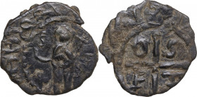 Antioch. Tancred, Regent (1101-1103, 1104-1112). AE Follis. D/ St. Peter standing, wearing tunic and cloak, blessing with right and holding cross with...