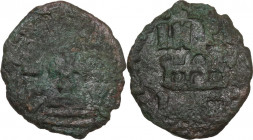 Salerno. Lotario III (1137). Follaro. D/ Corona imperiale; sopra, IN PE; sotto, LOTHE (Lotario in monogramma). R/ Croce su tre gradini; ai lati, IC XC...
