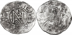 Roma. Giovanni IX (897-898) con Lamberto (898-900). Denaro antiquiore. D/ Nome del pontefice in monogramma. R/ Busto di San Pietro di fronte ma alquan...