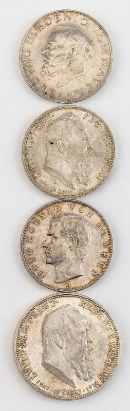 Bayern
Vier Silbermünzen: 5 Mark 1911 Regentschaftsjubil. (27,7 g, ss). 3 x 3 M...