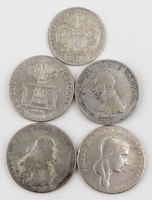 Hamburg und Preußen
Fünf Silbermünzen: Hamburg: 8 Schilling 1738, 5,3 g. 32 Sch...
