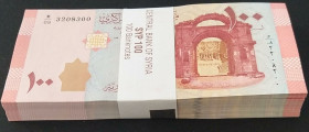 Syria, 100 Pounds, 2019, UNC, p113, BUNDLE
(Total 100 Banknotes), Central Bank of Syria 
Estimate: USD 25 - 50