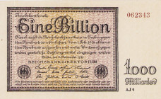 Reichsbanknoten
Lot-72 Stück Album mit Reichsbanknoten 1919-1923. Dabei 1 Mark bis 1 Billion Mark, darunter 1000 Mark 15.12.1922 (ohne Überdruck), Ro...