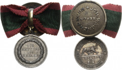 Orden deutscher Länder Anhalt, gemeinsam
Miniatur zur Verdienstmedaille für Rettung aus Gefahr Verliehen 1850-1918. Knopfloch-Spange. Silber mit Band...