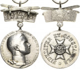 Orden deutscher Länder Sächsische Herzogtümer ab 1826
Miniatur der Silbernen Verdienstmedaille mit Schwerterspange "1914/18" Verliehen 1914/1918. Por...