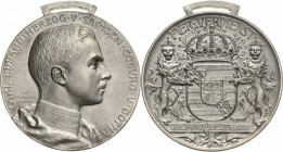 Orden deutscher Länder Sachsen-Coburg und Gotha
Große silberne Herzog - Carl - Eduard - Medaille Verliehen 1905/1920. 1. Klasse. Porträt Carl Eduard ...