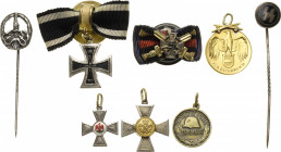 Lots
Lot-8 Stück Miniaturen - 2 Knopflochspangen, Eisernes Kreuz 2. Klasse 1914 am originalen Miniaturband. Treuedienst-Ehrenzeichen, 2. Stufe Für 25...